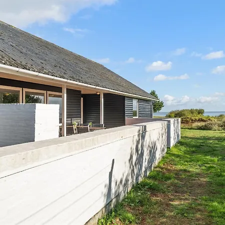 度假居 Toralf - 3-5km From The Sea By Interhome